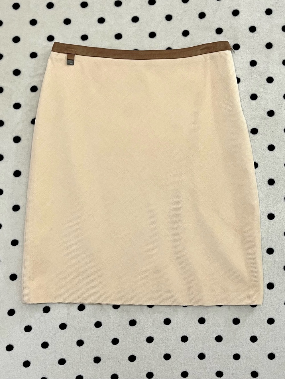 BCBGMaxAzria Vintage Y2K Corduroy Pencil Skirt Size 8